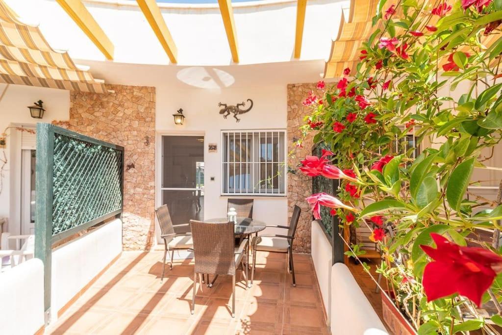 Villa Magnifico Adosado Con Piscina Y Barbacoa à Campoamor Extérieur photo