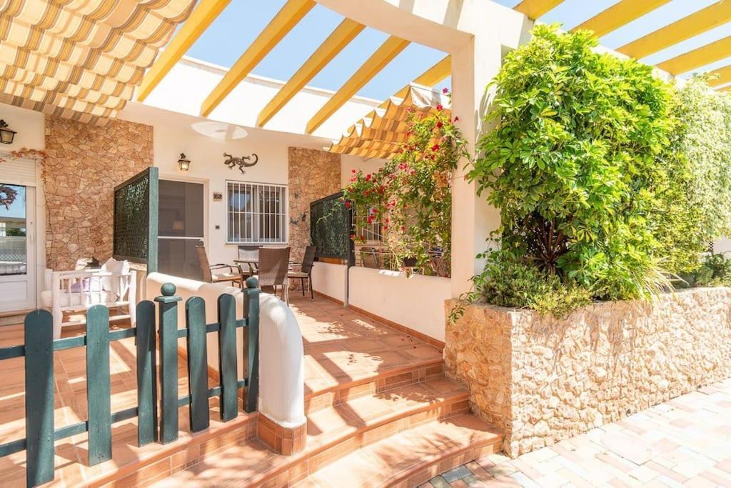 Villa Magnifico Adosado Con Piscina Y Barbacoa à Campoamor Extérieur photo