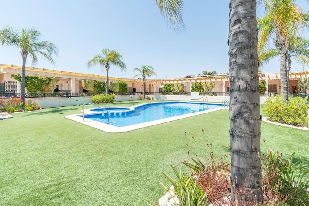 Villa Magnifico Adosado Con Piscina Y Barbacoa à Campoamor Extérieur photo